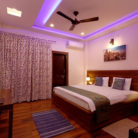 Shivalayaa - The Divine Abode Apartment Agra  Bagian luar foto